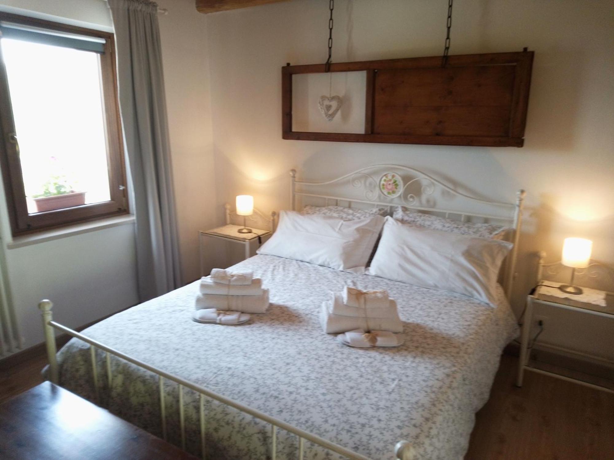 Agriturismo La Casa Nei Boschi Colderu Eksteriør bilde